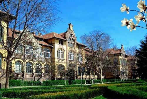 西安教育 西安学校 > 全国最美大学排名 厦门大学还是第一 深圳大学
