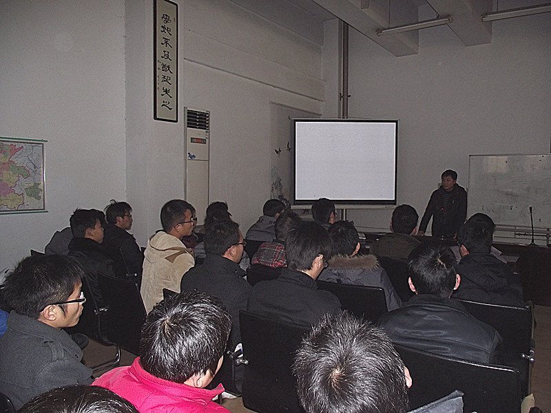 许继低压电器有限公司专场招聘会在许昌学院举