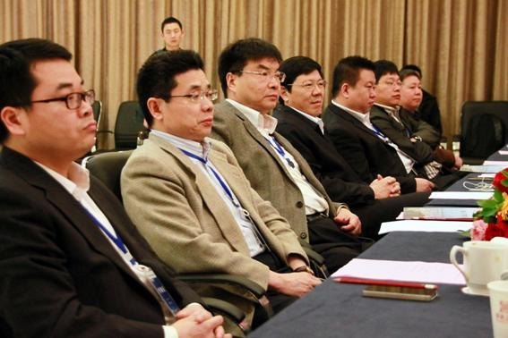 “高校经济学学术前沿研讨会”在重庆工商大学举行