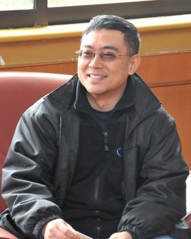 维多利亚大学终身教授蔡霖来校做学术报告