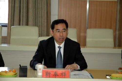 山东省2011年人才工作目标责任制考核组来山东建筑大学进行考核检查