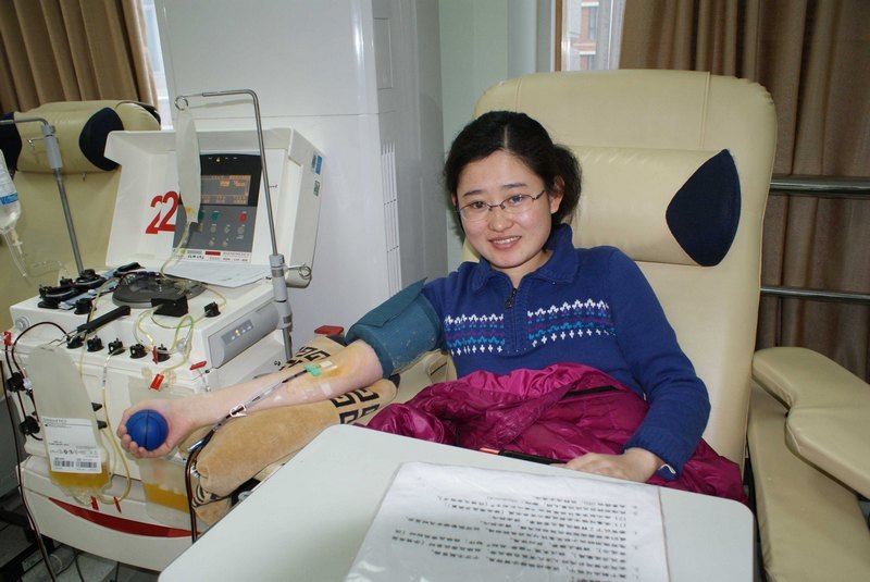 超坚强,因为和同学“血脉”相连——东华大学师生接力救助材料学院患病学子(图)