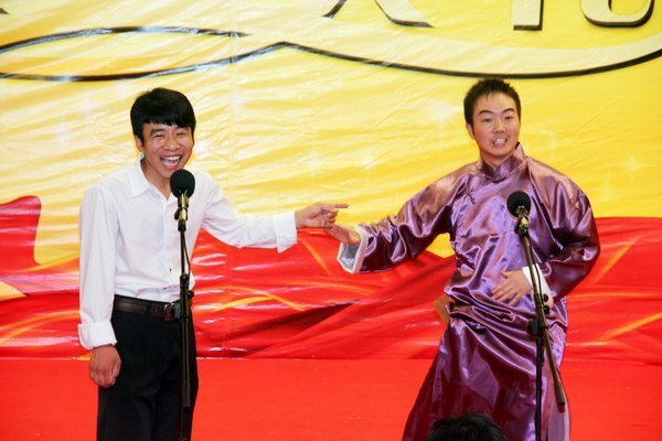 ֣ЭίԱ߻  У԰  Ļְ֣ҵѧԺ߽ƼĻڰ佱¡ؾ