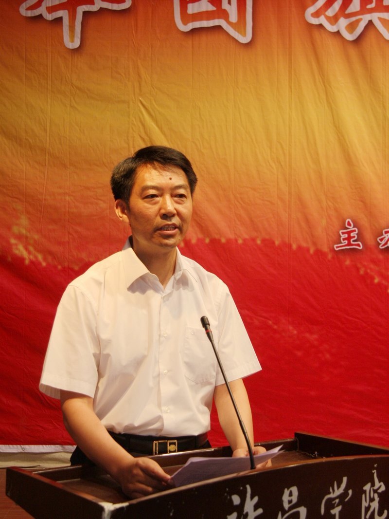 许昌学院隆重举行2012年大学生暑期社会实践启动仪式