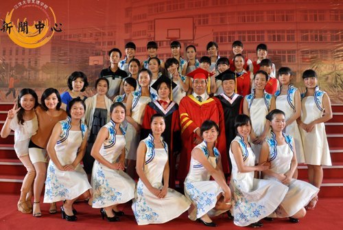 【组图】江汉大学文理学院2012届毕业典礼暨学士学位授予仪式花絮