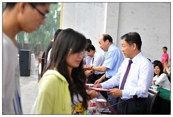 ѧԺ¡ؾ2012챾רѧҵ