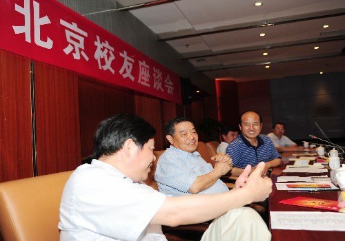 УίӦѡУ¸߷ñУѻ