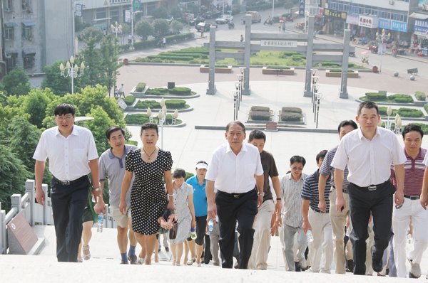 ѧԺկ֯չֵĴ ӭӵʮ˴ʵ