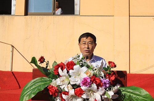 燕山大学里仁学院举办第八届学生运动会