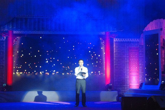 ֪ԵĽ ӰɵԲ----߽Դ֮ʫҹڹ㶫ʯͻѧԺ