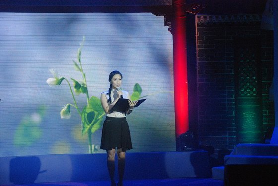 ֪ԵĽ ӰɵԲ----߽Դ֮ʫҹڹ㶫ʯͻѧԺ