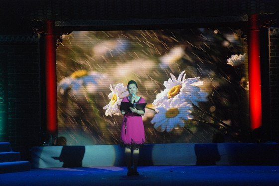 ֪ԵĽ ӰɵԲ----߽Դ֮ʫҹڹ㶫ʯͻѧԺ