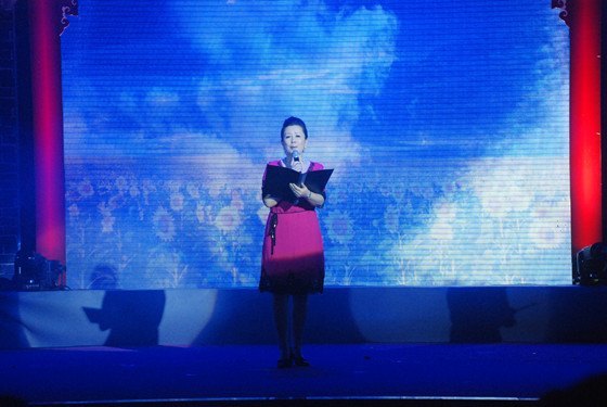 ֪ԵĽ ӰɵԲ----߽Դ֮ʫҹڹ㶫ʯͻѧԺ