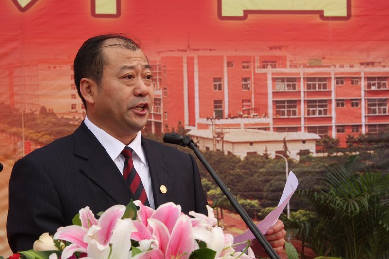 许昌学院举行2012级新生开学典礼