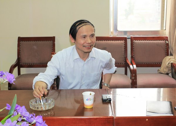 喻友旺先生为武汉工程大学40周年校庆捐赠100万元