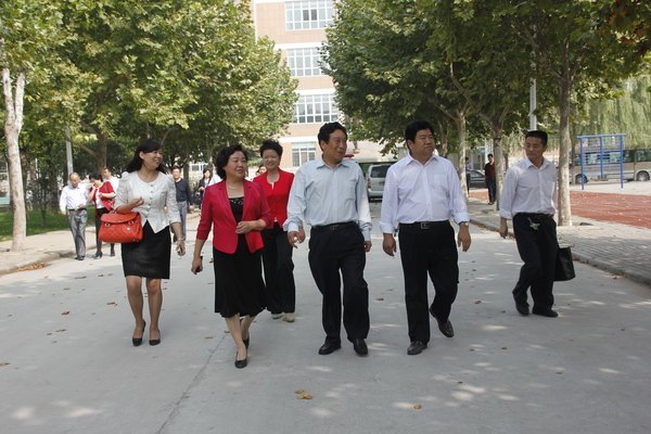 ˴ίḱΡܹϯԪһеְ֣ҵѧԺӲ