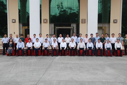 ǡ޿ԺʶӸﶫزμƶ̸ᲢԿڷƶ