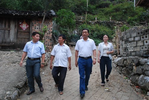 ǡ޿ԺʶӸﶫزμƶ̸ᲢԿڷƶ