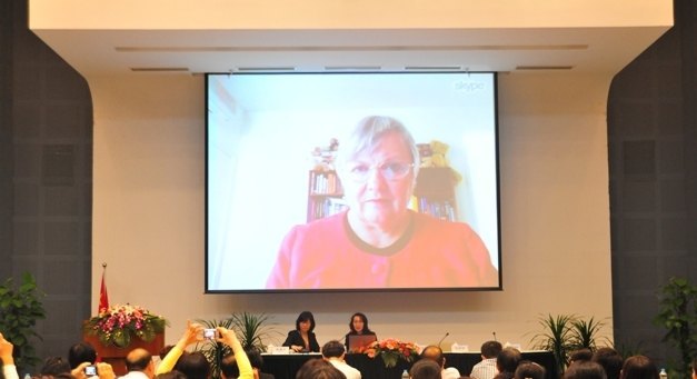 中英美澳图书馆国际研讨会在校顺利召开