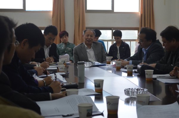 УίԪϯУУ쵼Ӵջ