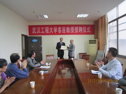 лѧCarsten Bolm人̴ѧ