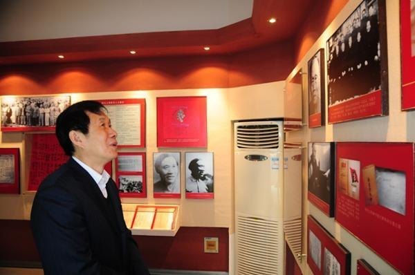 中国机械工业联合会培训部主任孙长庆来校指导工作