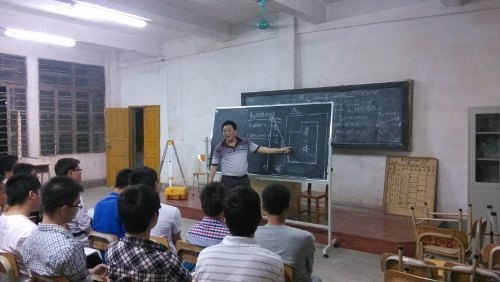 建筑工程学院成功举办第二届“南方测绘杯”测绘大赛