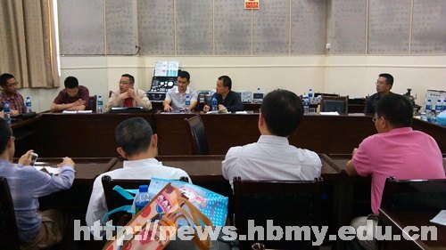 信息工程学院教师参加华中地区高等学校EDA/SOPC技术研讨会