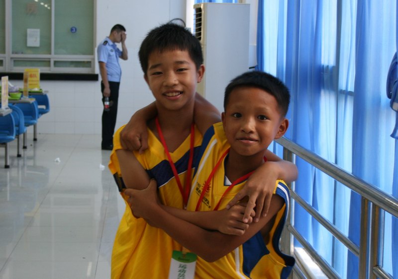 ��Ҧ���� ־Ը�� ���� Сѧ�����Ӱ������