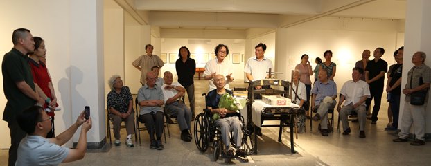 淡泊名利 用心钻研——“李宏仁石版教学研究展”开幕