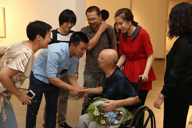 淡泊名利 用心钻研——“李宏仁石版教学研究展”开幕