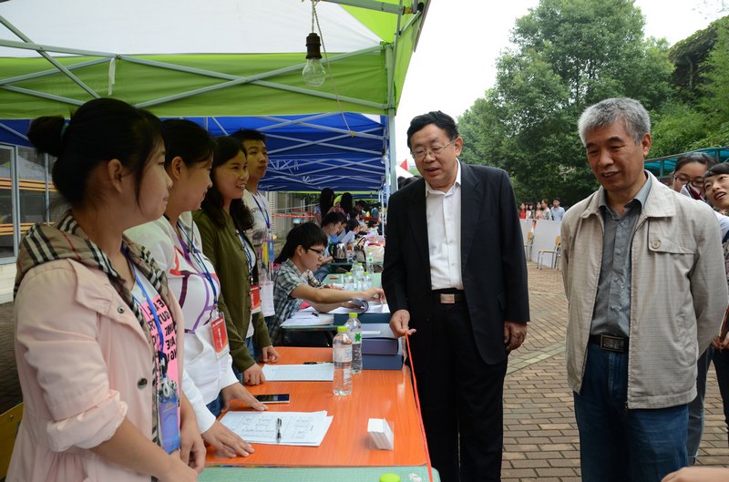 У�����׾������ֳ�ָ��ӭ�¹����������������ҳ�