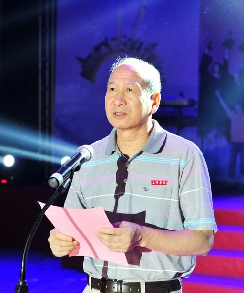 三明市人口文化艺术团走进三明学院慰问演出