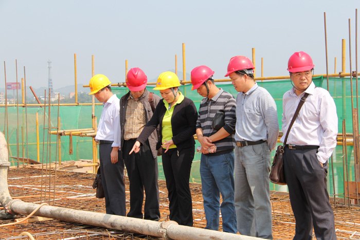 广西师范学院五合校区学生食堂主体结构封顶