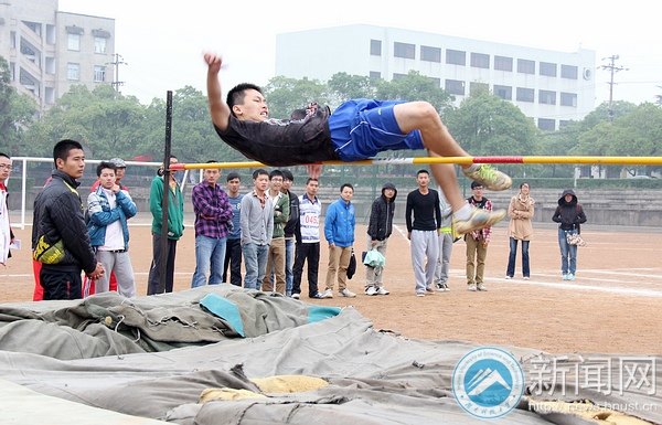 【赛事直通车】跨越or背越 青春高度我做主