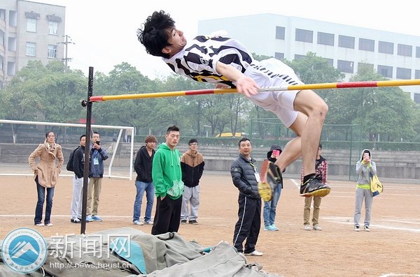 【赛事直通车】跨越or背越 青春高度我做主