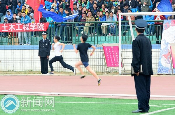 У˻ӵ㡿 ɫ־Ը  ػУ