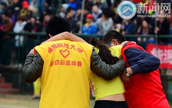 У˻ӵ㡿 ɫ־Ը  ػУ