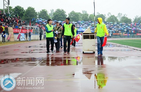 У˻ӵ㡿 ɫ־Ը  ػУ