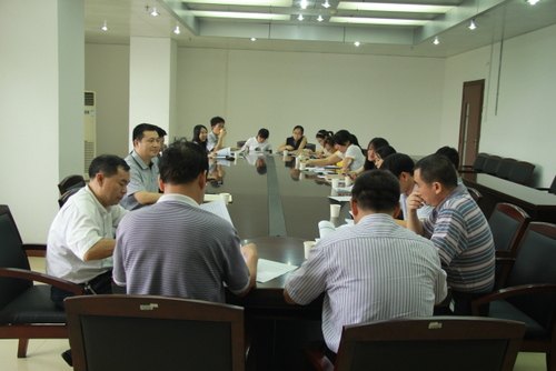 学校召开2013年助学贷款到期本金催收工作会议