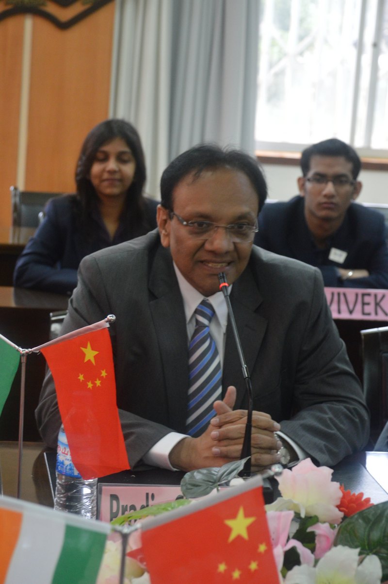 云南师范大学商学院召开印度留学生留学体验汇报会