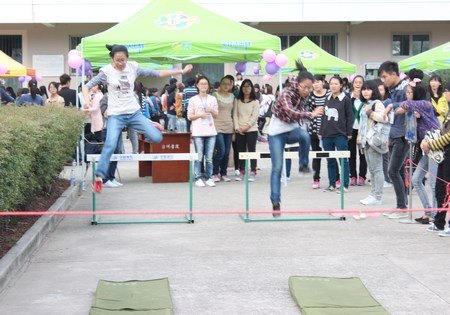 闯关平安公寓助推寝室文明