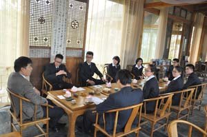 Ҷ׷ͤ  Ʒ̸ְҵΡھڡͤԲĻ