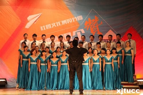 ͨѧѧԺŲߵĽȺӢĻ