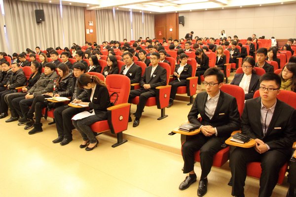 景德镇陶瓷学院第六期大学生骨干培养学校开班