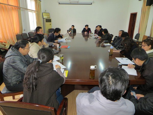 马克思主义学院召开党的群众路线教育实践活动总结会议