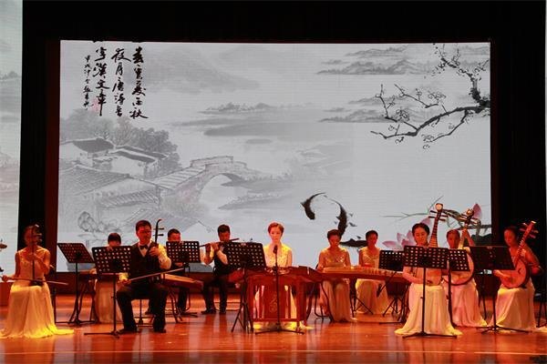 ɳʦѧУٰ׽ѧչרֻ