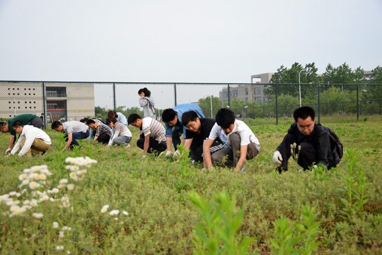 ӪõУ԰ʦͬչݻ̡У԰ݻ