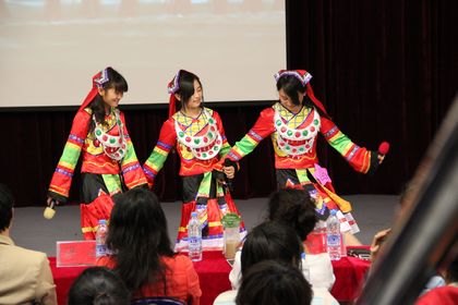 ѧԺٰ조Ļ֮ǡɫ