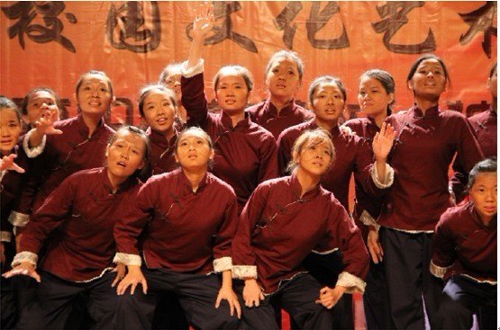 ɽѧ»ѧԺ赸ڵ㶫ѧУ԰Ļڵڶ赸ٻȽ